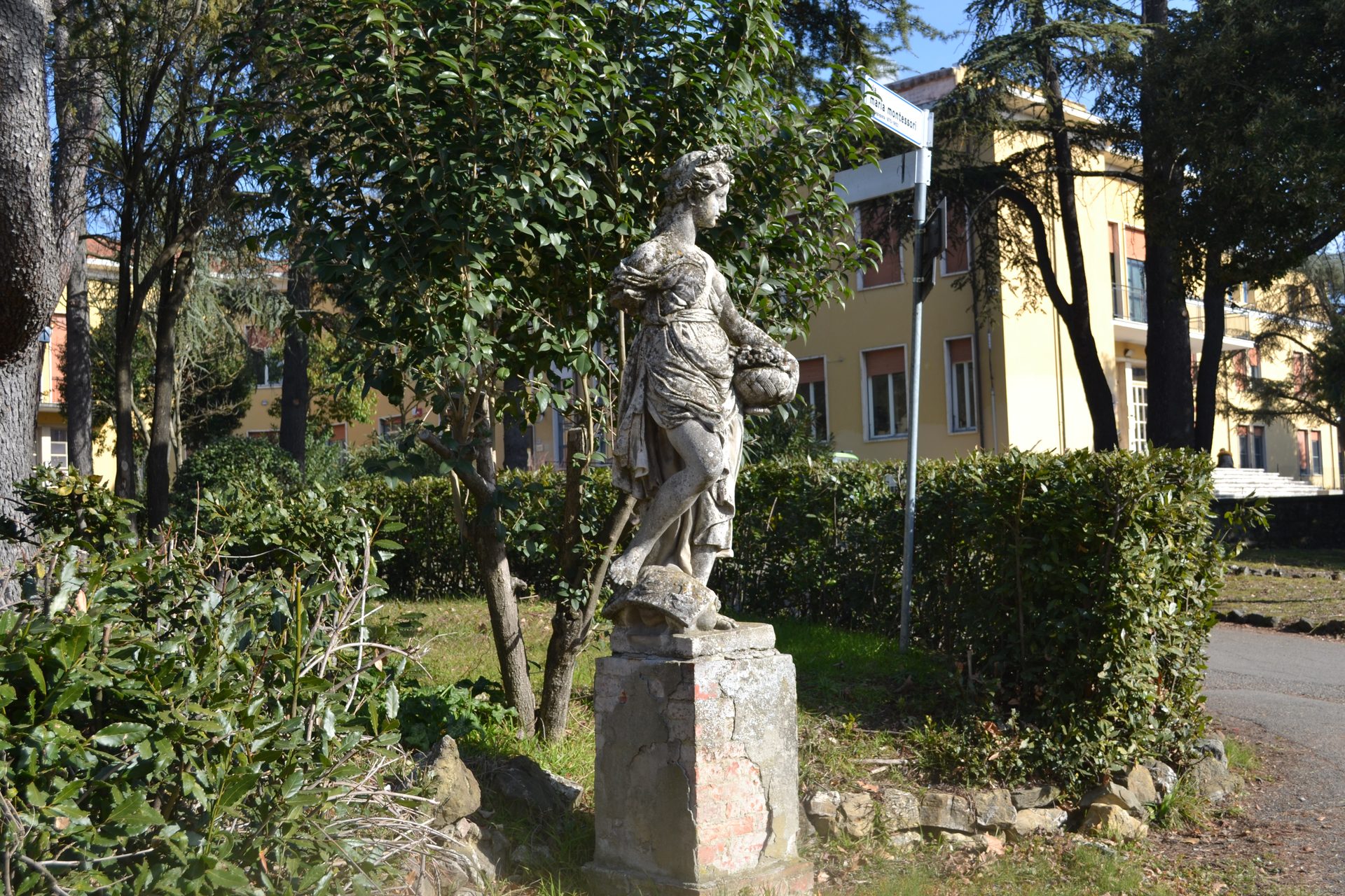Clock building 2.JPG
